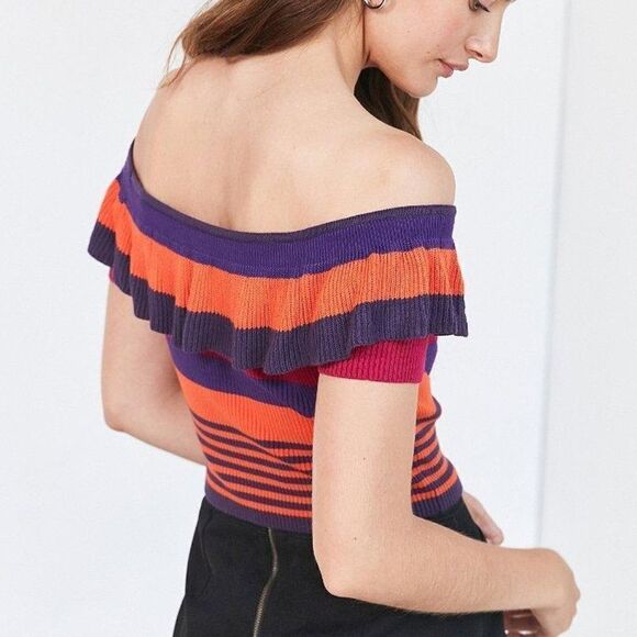 Kimchi Blue Riley Off-The-Shoulder Ruffle Top - Picture 3 of 3